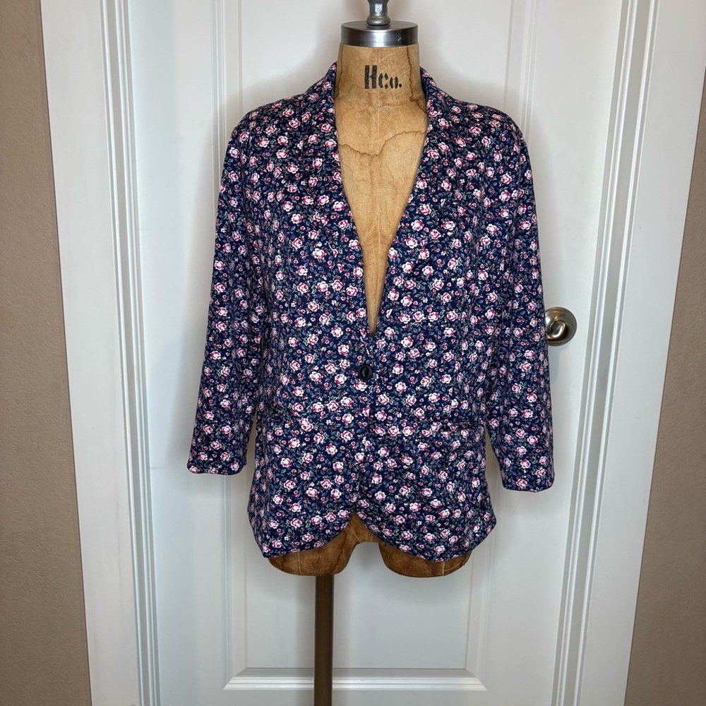 LC Lauren Conrad Floral Blazer